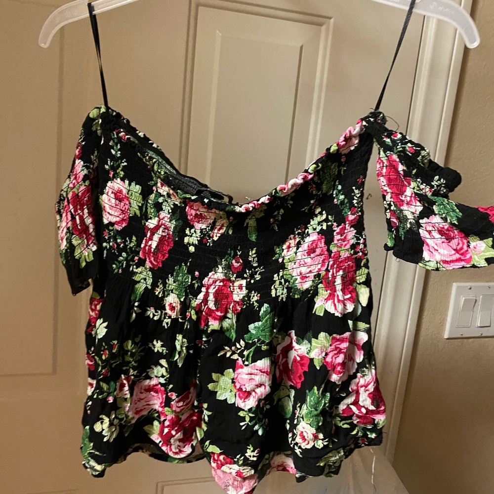 flower off the shoulder